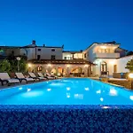 Casa Travertina *