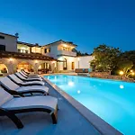 Holiday home Casa Travertina