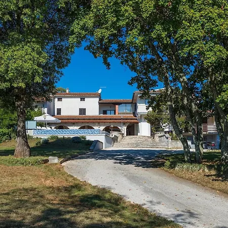 Casa Travertina بيت للعطل