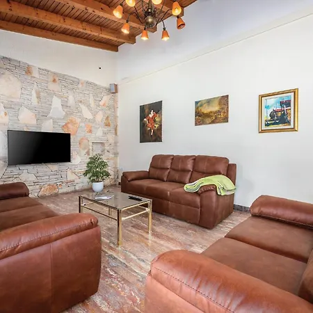 بيت للعطل Casa Travertina