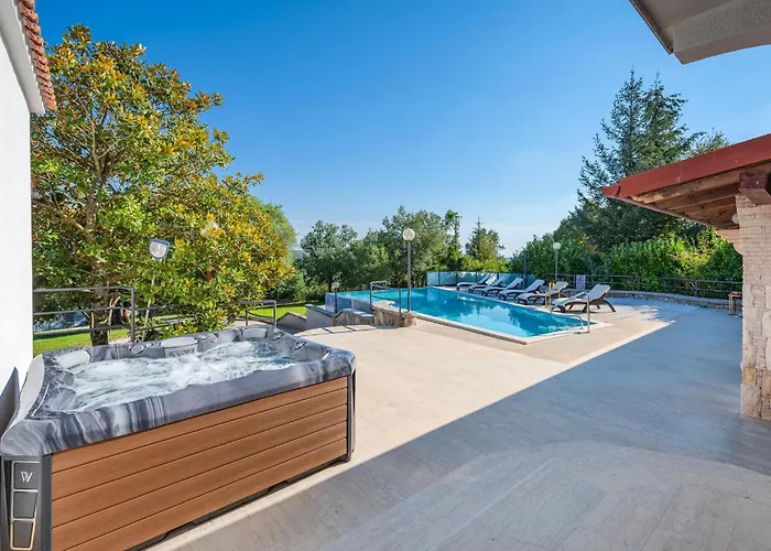 Casa Travertina Ruhci