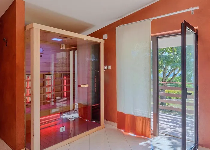 Casa Travertina Ruhci