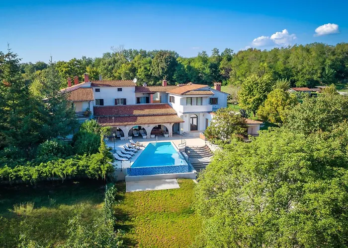 Casa Travertina Vikendica