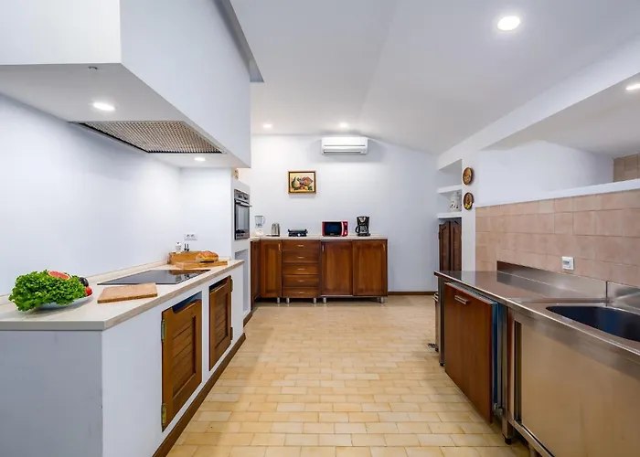 Casa Travertina Vikendica Ruhci