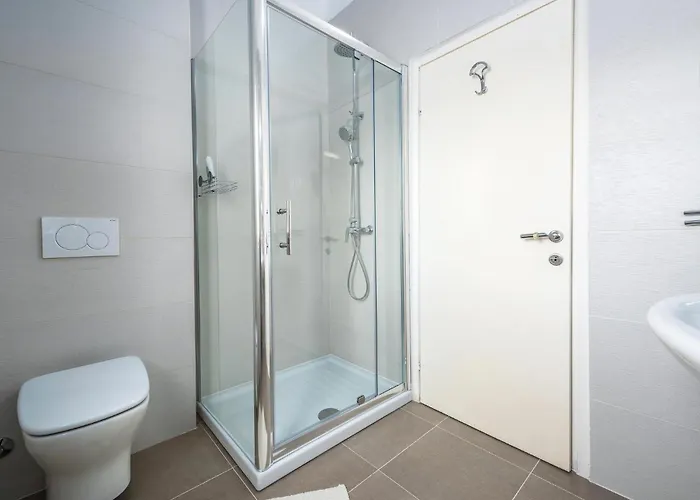 Casa Travertina Vikendica